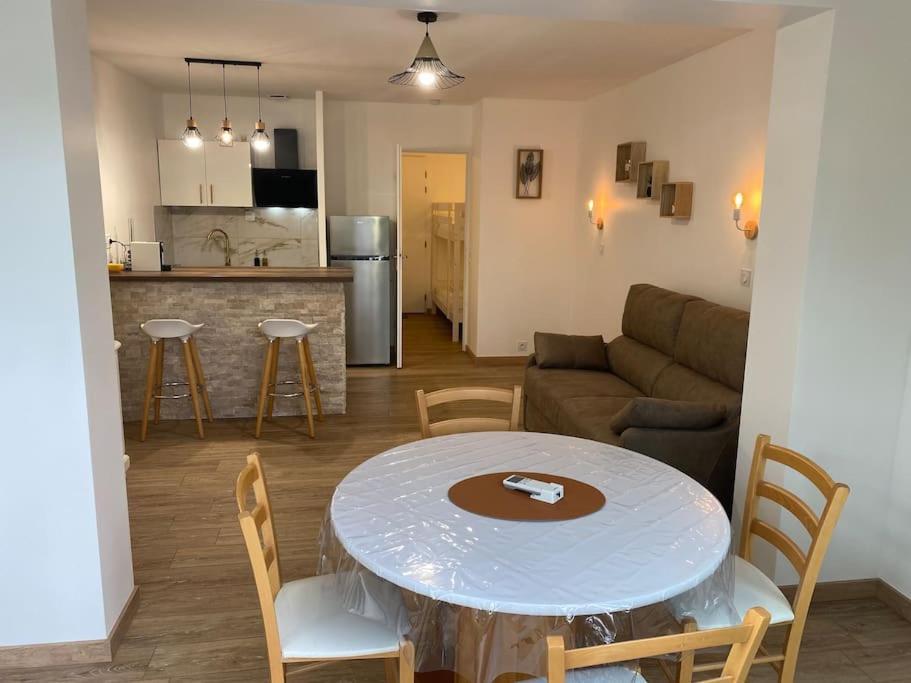 Appartement Residence Vacances Amandier Arles Bagian luar foto
