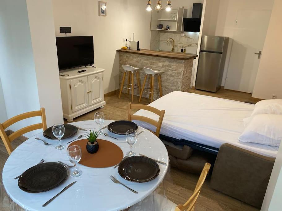 Appartement Residence Vacances Amandier Arles Bagian luar foto