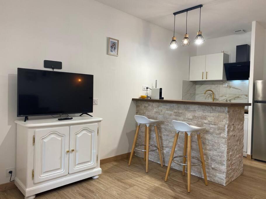 Appartement Residence Vacances Amandier Arles Bagian luar foto