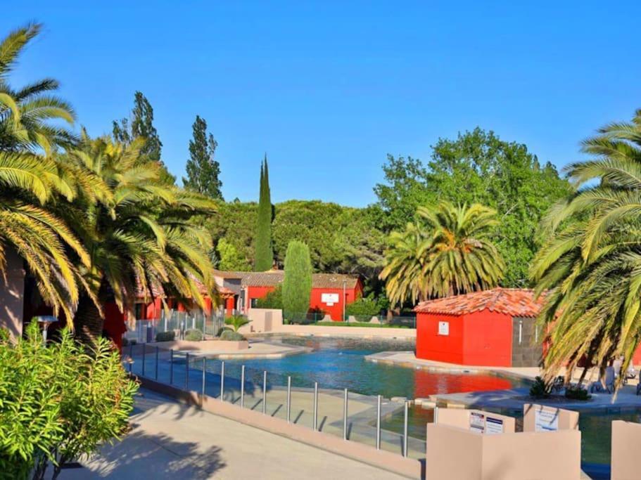 Appartement Residence Vacances Amandier Arles Bagian luar foto